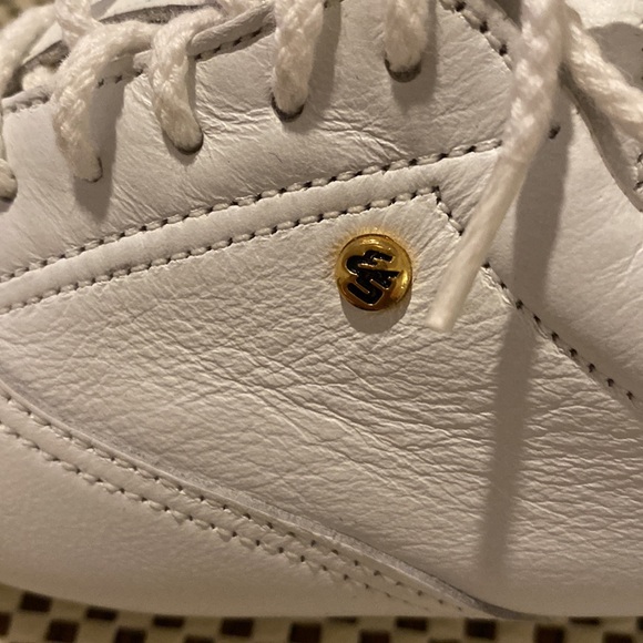 Easy Spirit women’s white leather Motion Lace Up oxford. Size 5.5. - Picture 3 of 9